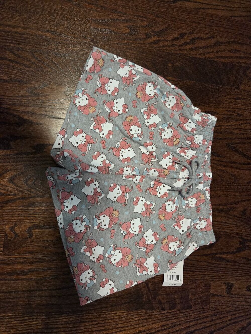 NWT Junior's Hello Kitty print all over Jersey shorts. Size XS.